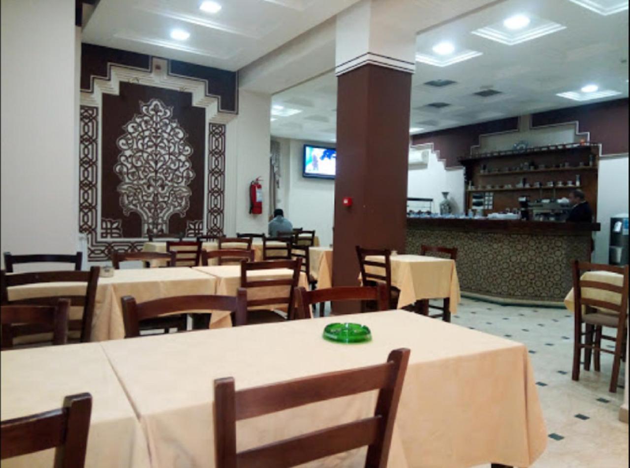 Roza Hotel Bab Ezzouar Esterno foto
